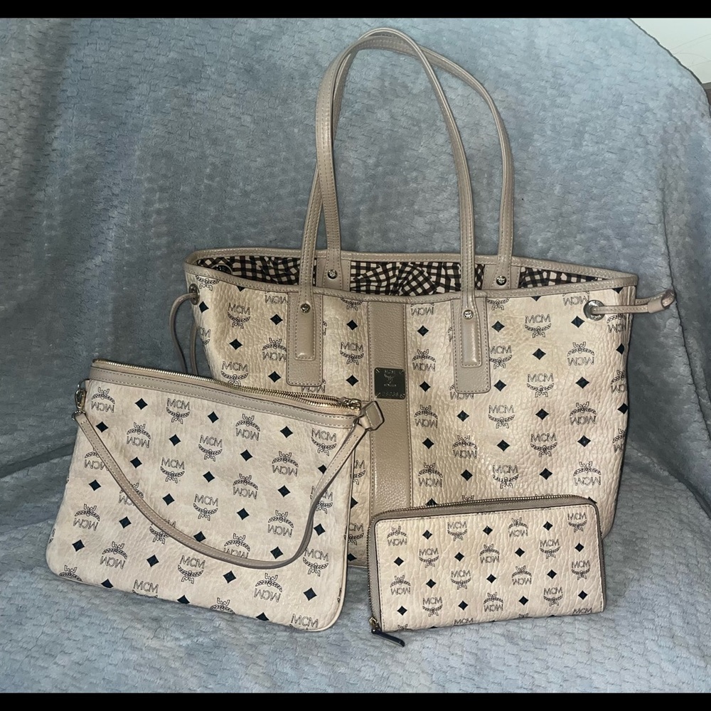 MCM tote set